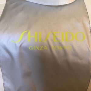 Shiseido-gym bag